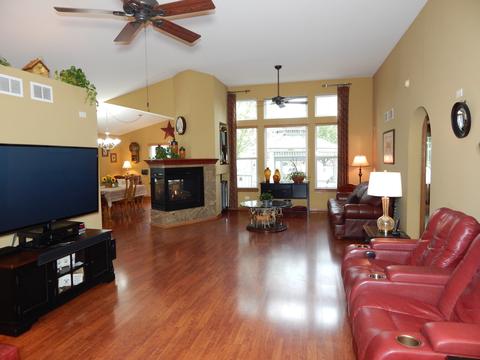 14863 Meadow Ln, Plainfield, IL 60544 photo 3