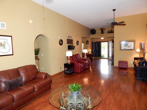 14863 Meadow Ln, Plainfield, IL 60544 photo 2