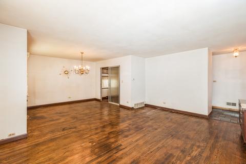 1642 E 92nd St, Chicago, IL 60617 photo 4