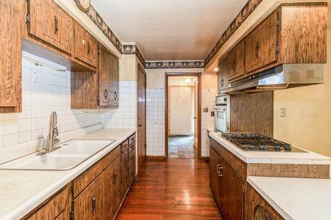 1642 E 92nd St, Chicago, IL 60617 photo 8
