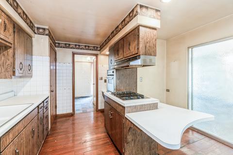 1642 E 92nd St, Chicago, IL 60617 photo 6