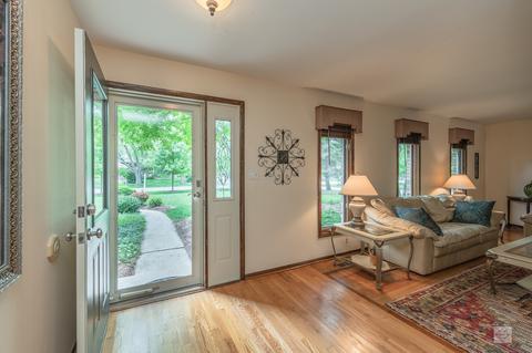 30 W308 Mcgregor Ln, Naperville, IL 60563 photo 3