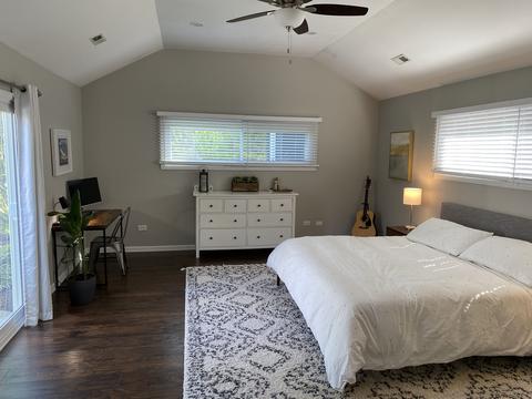 826 Parkway Dr, Wheaton, IL 60187 photo 8