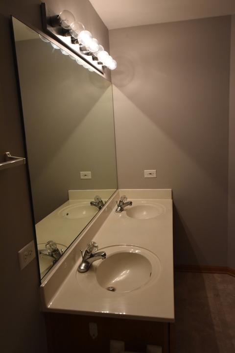 4084 Blackstone Dr, Aurora, IL 60504 photo 7