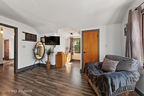 520 N Maple St, Mount Prospect, IL 60056 photo 9