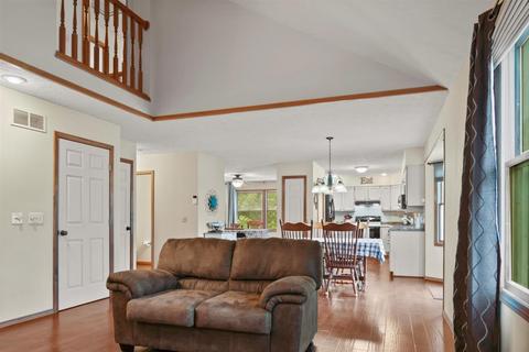 1604 Baumgart Dr, Normal, IL 61761 photo 3