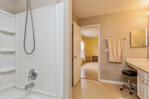 2603 Arbor Dr, Mchenry, IL 60050 photo 12