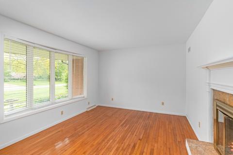 25000 W Ann Ct, Plainfield, IL 60586 photo 5