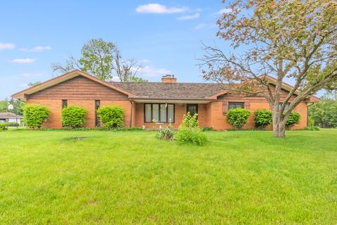 25000 W Ann Ct, Plainfield, IL 60586 photo 2