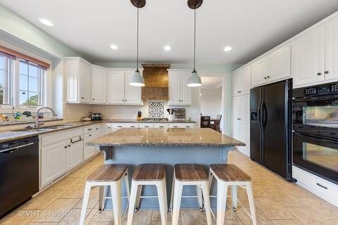 13105 Skyline Dr, Plainfield, IL 60585 photo 6