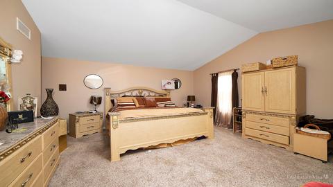 850 Trask St, Aurora, IL 60505 photo 10