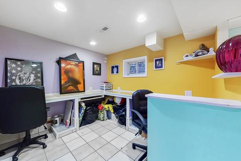 1950 Crescent Ln, Hoffman Estates, IL 60169 photo 25