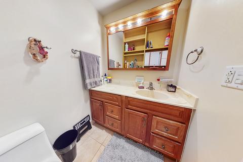 1950 Crescent Ln, Hoffman Estates, IL 60169 photo 33