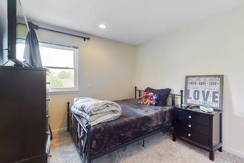 1950 Crescent Ln, Hoffman Estates, IL 60169 photo 31