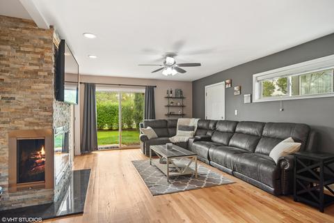 200 S Harvard Ave, Addison, IL 60101 photo 4