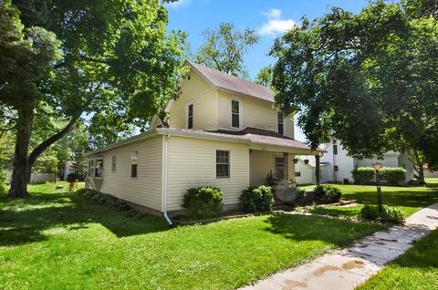 306 E Griggs St, Mansfield, IL 61854 photo 2