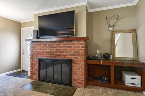 306 E Griggs St, Mansfield, IL 61854 photo 9