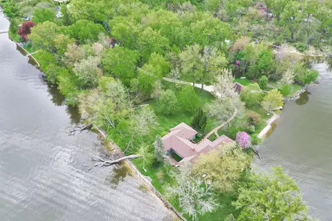 3203 N Bayview Ln, Mchenry, IL 60051 photo 9