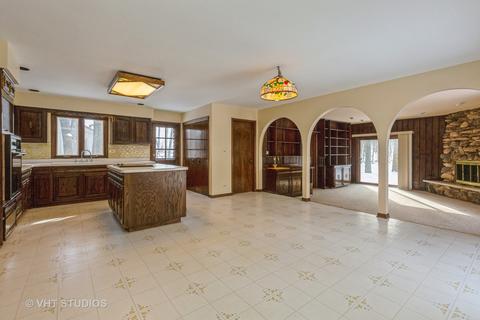 449 Jervey Ln, Bartlett, IL 60103 photo 9