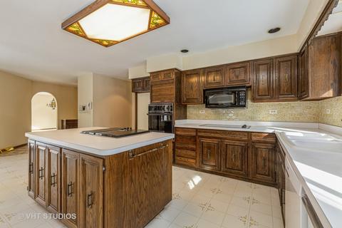 449 Jervey Ln, Bartlett, IL 60103 photo 11