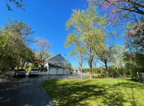 5 Windlake Ter, Riverwoods, IL 60015 photo 2