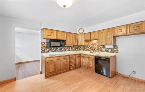 116 Lloyd St, Cary, IL 60013 photo 19