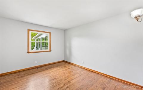 116 Lloyd St, Cary, IL 60013 photo 29