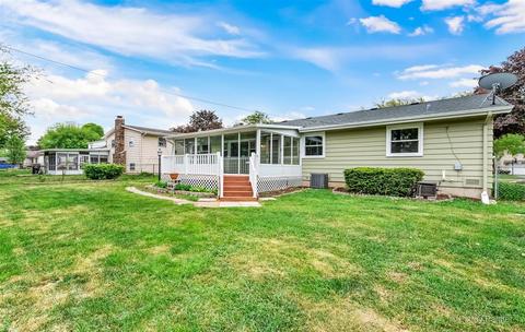 116 Lloyd St, Cary, IL 60013 photo 7