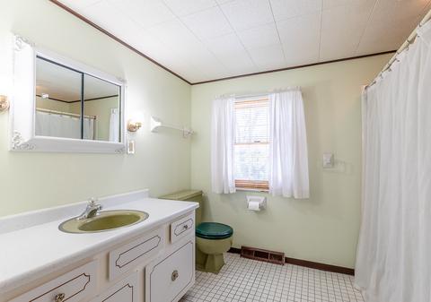 106 N Hale Ave, Bartlett, IL 60103 photo 23