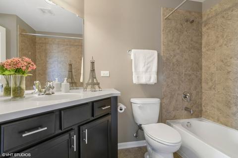 2108 Dauntless Dr, Glenview, IL 60026 photo 13