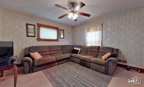 830 E Benton St, Aurora, IL 60505 photo 14