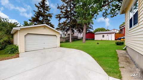 830 E Benton St, Aurora, IL 60505 photo 3