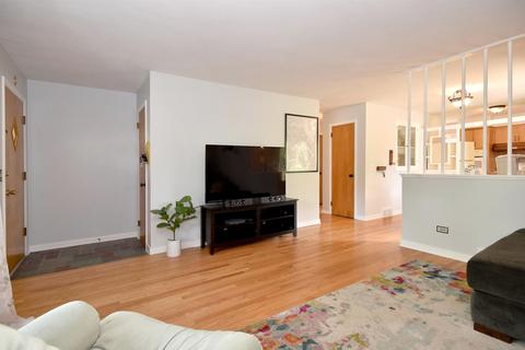 1171 Blackhawk Dr, Elgin, IL 60120 photo 4