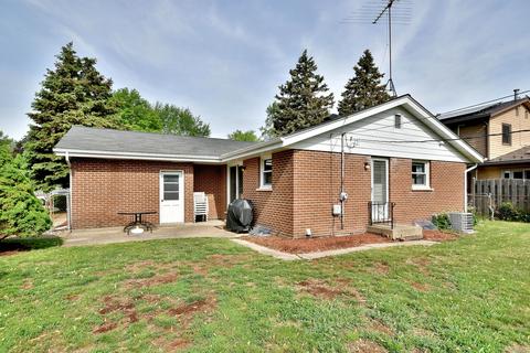 1171 Blackhawk Dr, Elgin, IL 60120 photo 17