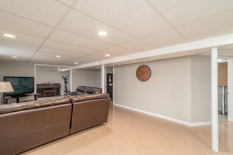 8536 Mobile Ave, Burbank, IL 60459 photo 20