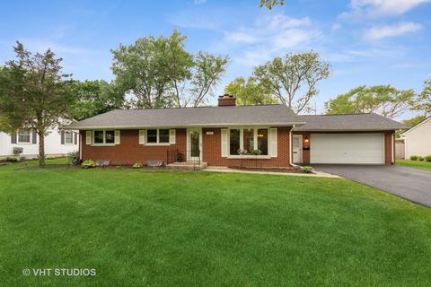 514 Maple Ln, Geneva, IL 60134 photo 2