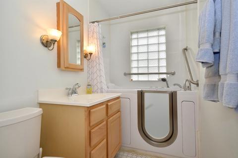 134 E Crescent Ave, Elmhurst, IL 60126 photo 14