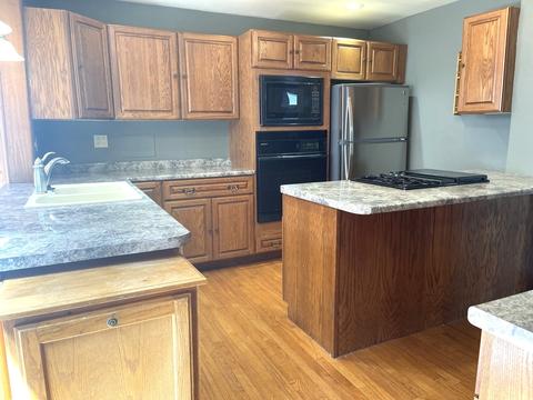 439 2nd Ave, Ottawa, IL 61350 photo 4