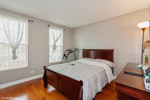 975 Symphony Dr, Aurora, IL 60504 photo 9