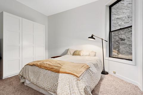15 E Division St #2W, Chicago, IL 60610 photo 16