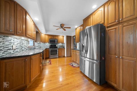 531 Hickory Dr, Itasca, IL 60143 photo 6