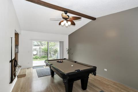 649 E Devon Ave, Roselle, IL 60172 photo 11