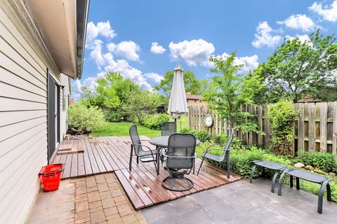 649 E Devon Ave, Roselle, IL 60172 photo 28