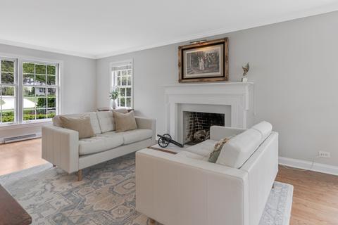 1216 Gamon Rd, Wheaton, IL 60189 photo 6