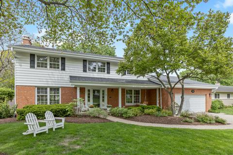 1216 Gamon Rd, Wheaton, IL 60189 photo 1