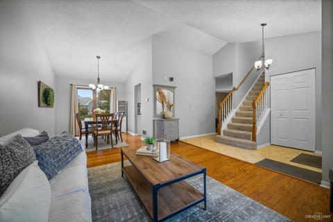 561 Adare Rd, Bartlett, IL 60103 photo 4