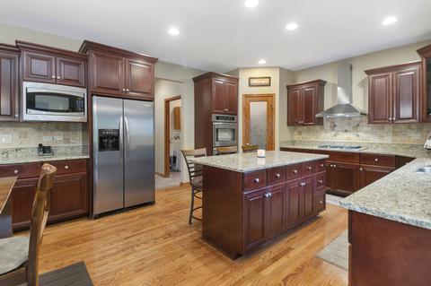 12903 Hawks Bill Ct, Plainfield, IL 60585 photo 8