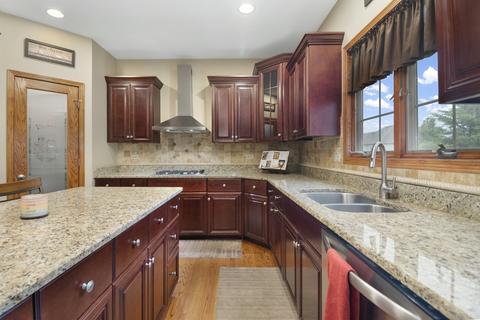 12903 Hawks Bill Ct, Plainfield, IL 60585 photo 9