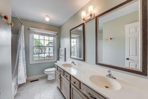 1006 Pear Tree Ln, Wheeling, IL 60090 photo 18