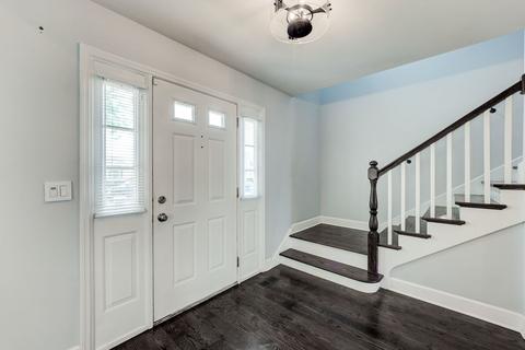 1006 Pear Tree Ln, Wheeling, IL 60090 photo 2